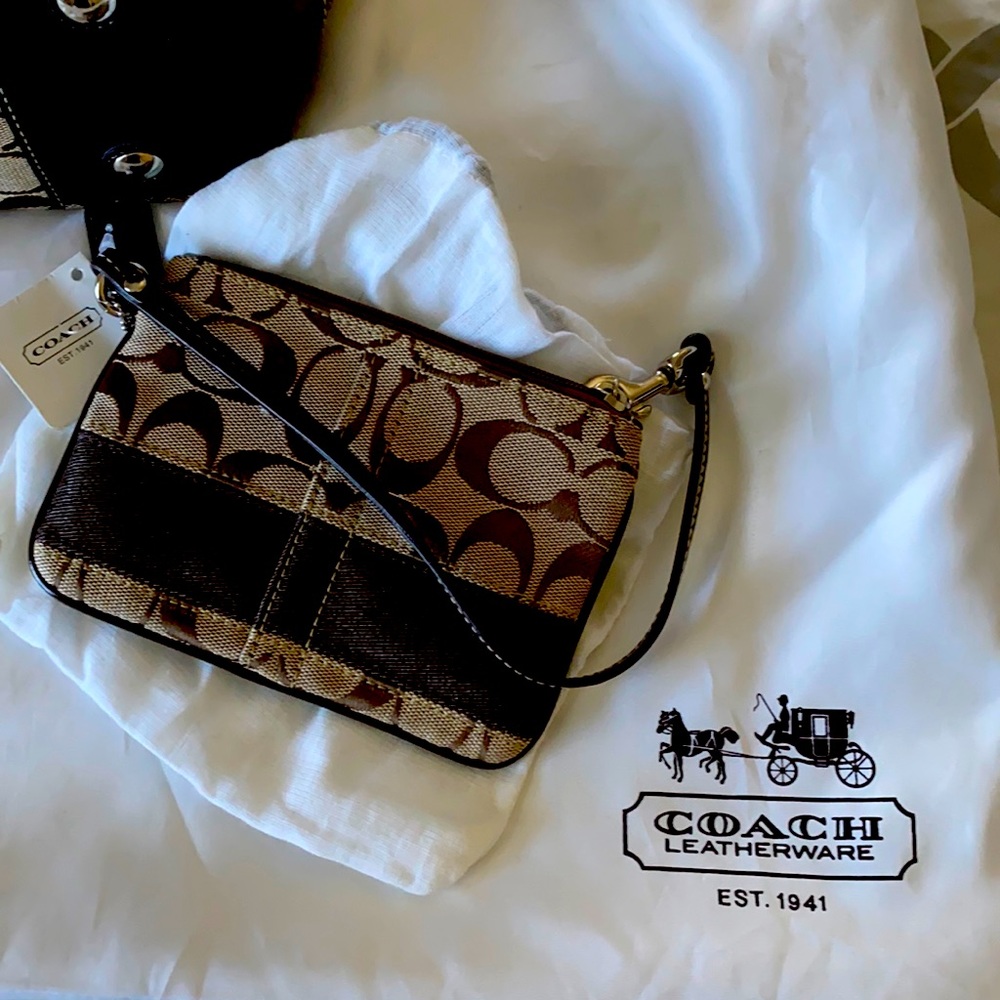 Coach purse with wallet